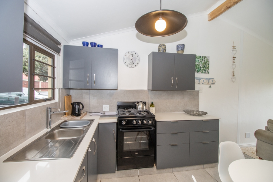 1 Bedroom Property for Sale in Fish Hoek Western Cape